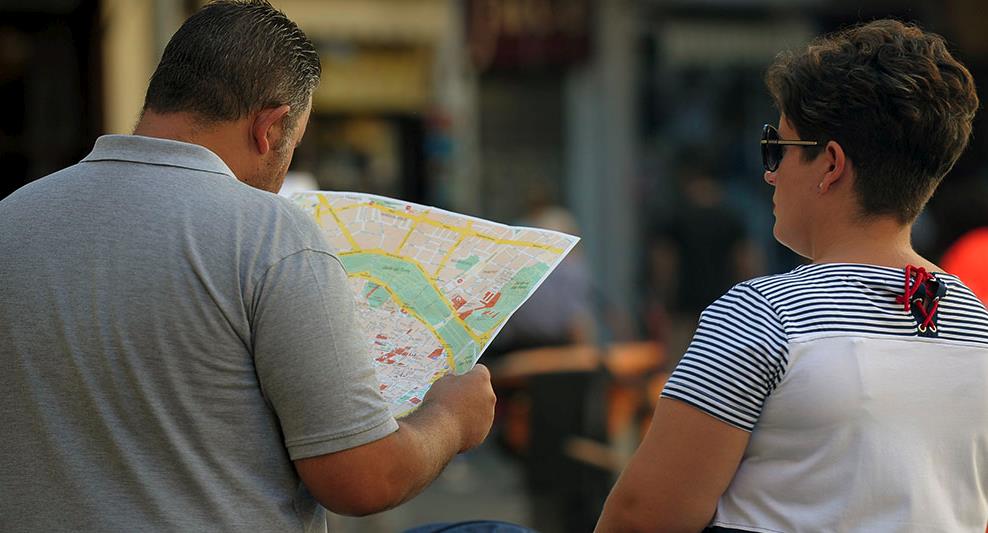 Al territori valencià hi ha vora 1.100 professionals amb el carnet oficial que concedeix l'Agència Valenciana del Turisme