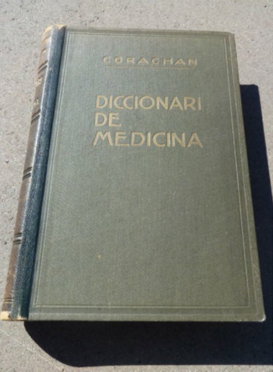 El diccionari consta de 829 pàgines, inclou un vocabulari català-castellà i un de francés-català, i conté els pròlegs d'August Pi i Sunyer i de Pompeu Fabra.