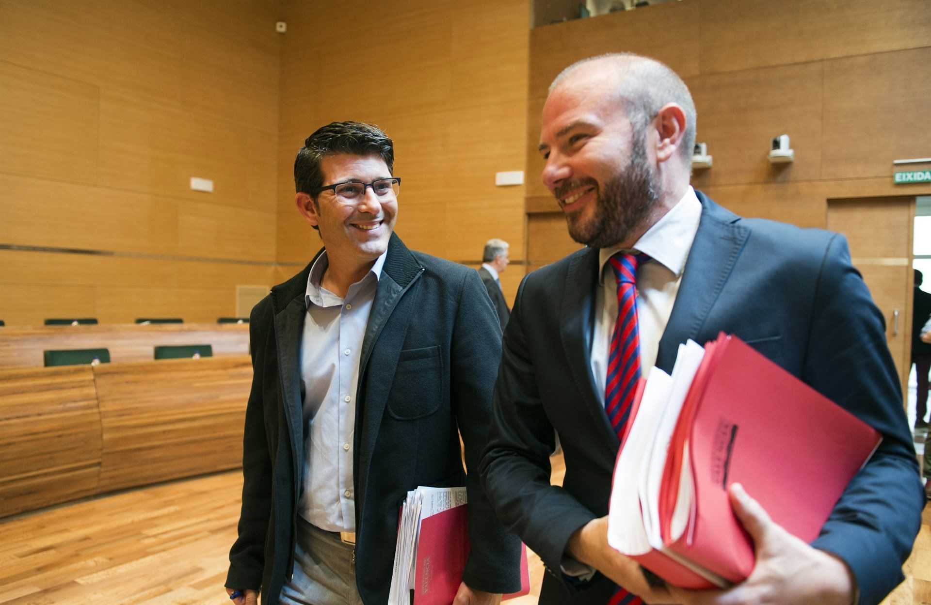 El presient de la Diputació, Jorge Rodríguez, ha explicat que "igual que exigim a Montoro, un finançament just per als municipis també tractem de donar exemple amb els fons de la Diputació".