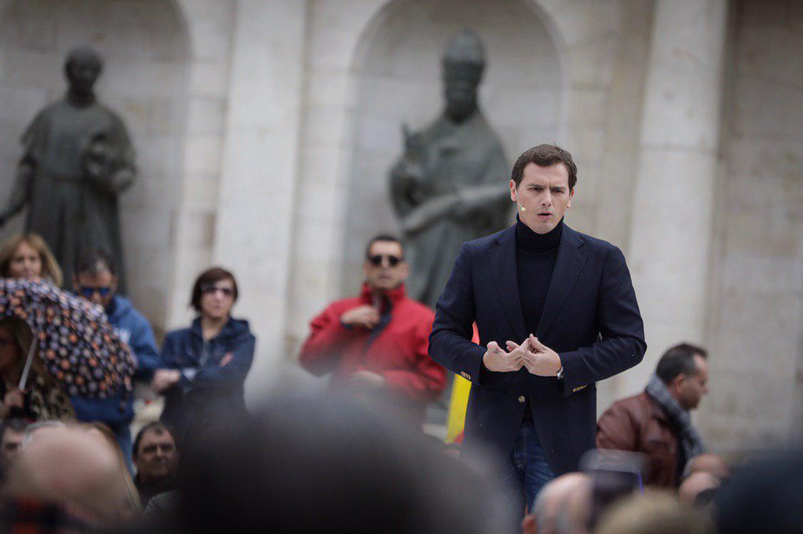 Albert Rivera vaticina que en mag no hi haurà majories absolutes i posa com a exemple el succeït a Andalusia per a accedir al govern.