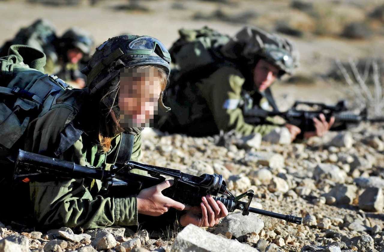 Els promotors neguen que el campament siga d''adoctrinament polític'.