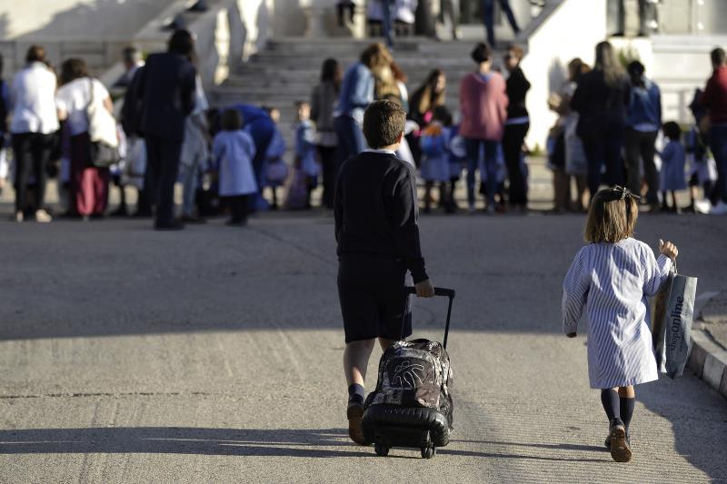 El govern del Botànic va prendre la determinació d'efectuar el pagament de les nòmines de juliol i agost al personal docent interí que ocupa vacants per a tot el curs escolar.