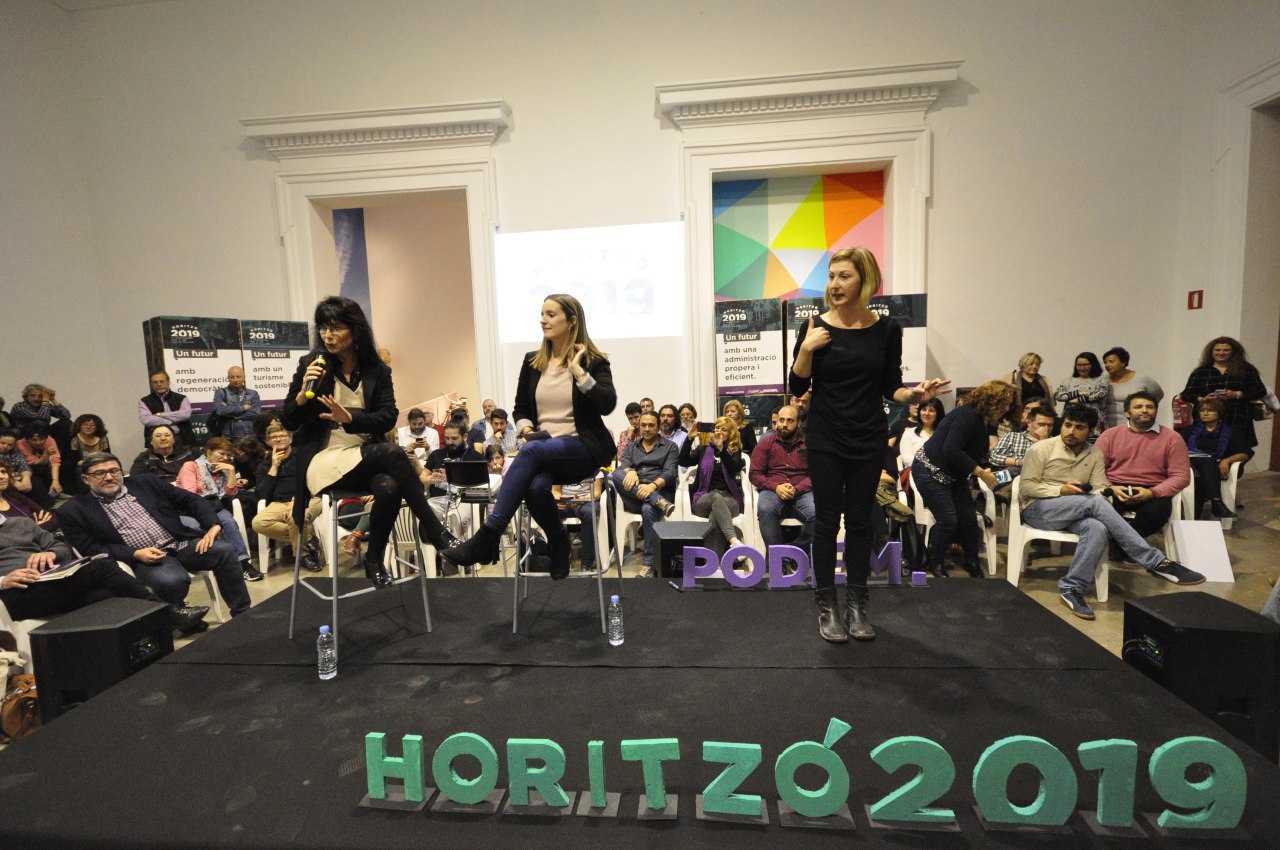 Ángela Ballester durant l'acte de presentació de les onze propostes per al tram final de legislatura.