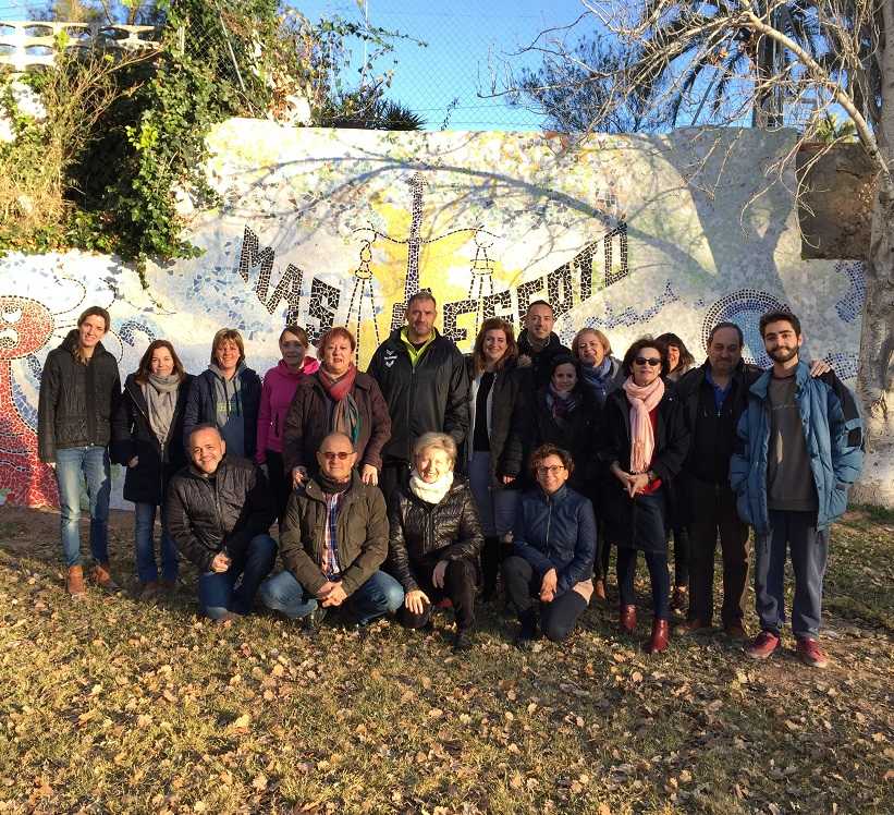 L'equip docent del CEIP Mas d'Escoto de Riba-roja del Túria.