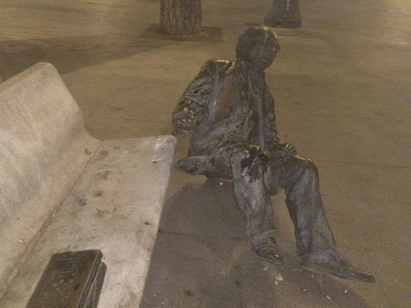 Escultura d'Estellés a Burjassot