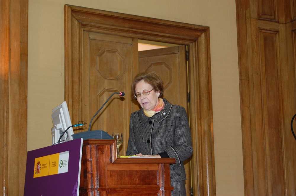 Premi Estratègia NAOS d'especial reconeixement públic a la seua trajectòria professional (2007)