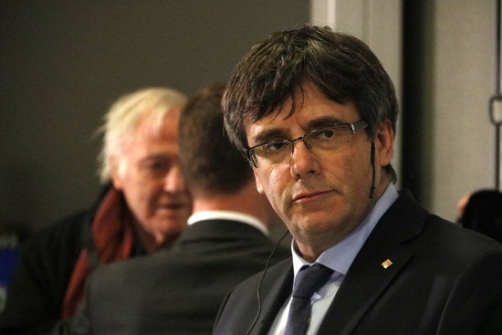 Junts per Catalunya (JxCat) ha retirat la petició de delegació de vot de Puigdemont per a ser investit president.