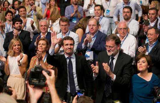 Casado ha promès que "no defraudarà" al partit, a qui ha demanat que ara "no es pregunte a ningú a qui ha votat".