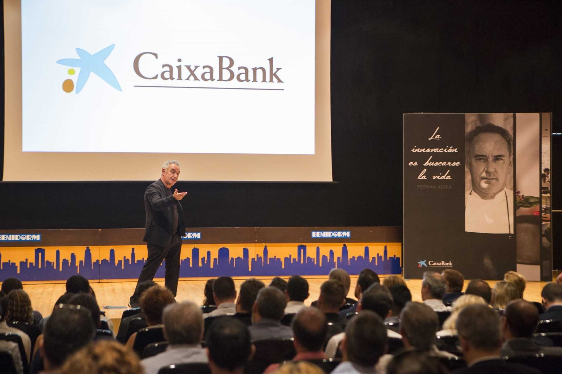 Més de 200 emprenedors i empresaris del sector turístic i gastronòmic han assistit a l'acte