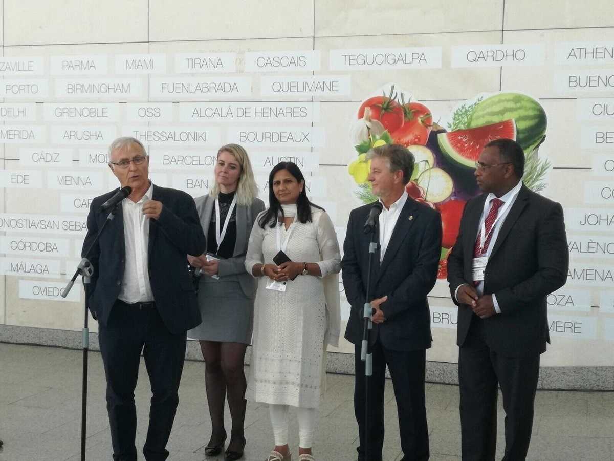 L'alcalde de València, Joan Ribó, ha presidit la Cimera d'Alcaldes del Pacte de Política Alimentària Urbana de Milà celebrada a la capital del Túria.