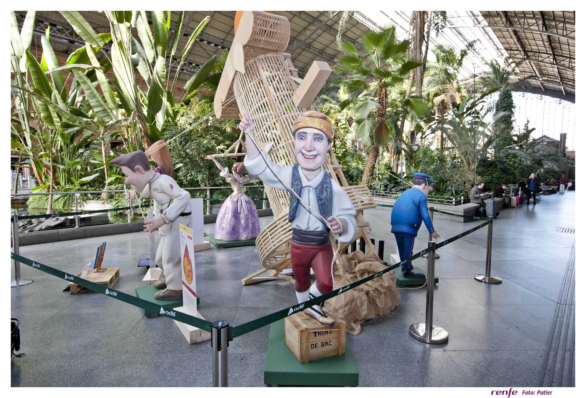 Una falla romandrà plantada a l'Estació d'Atocha, a Madrid, per a promocionar la festa.