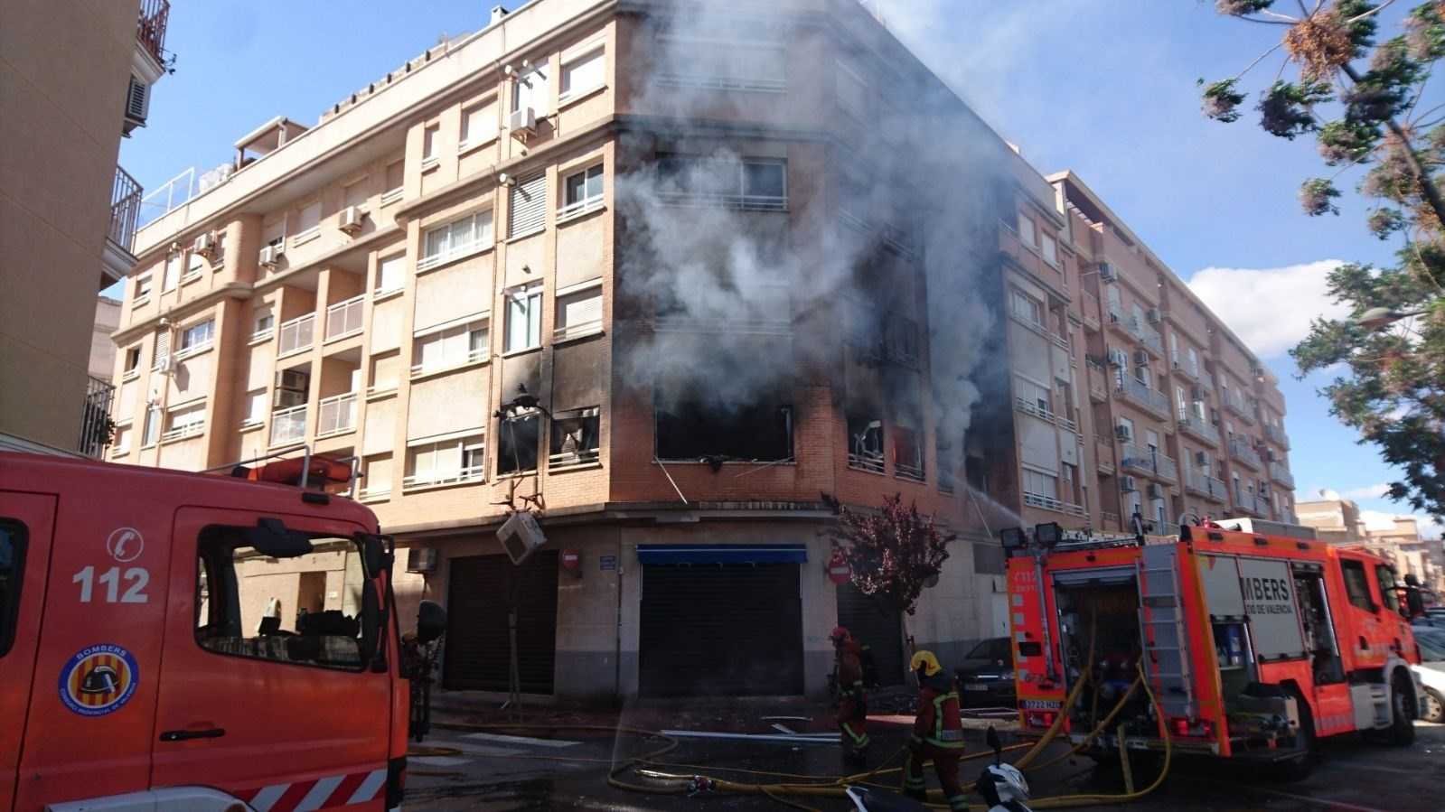 El el moment de l'incendi no estava a l'habitatge ni la dona ni cap dels seus dos fills.