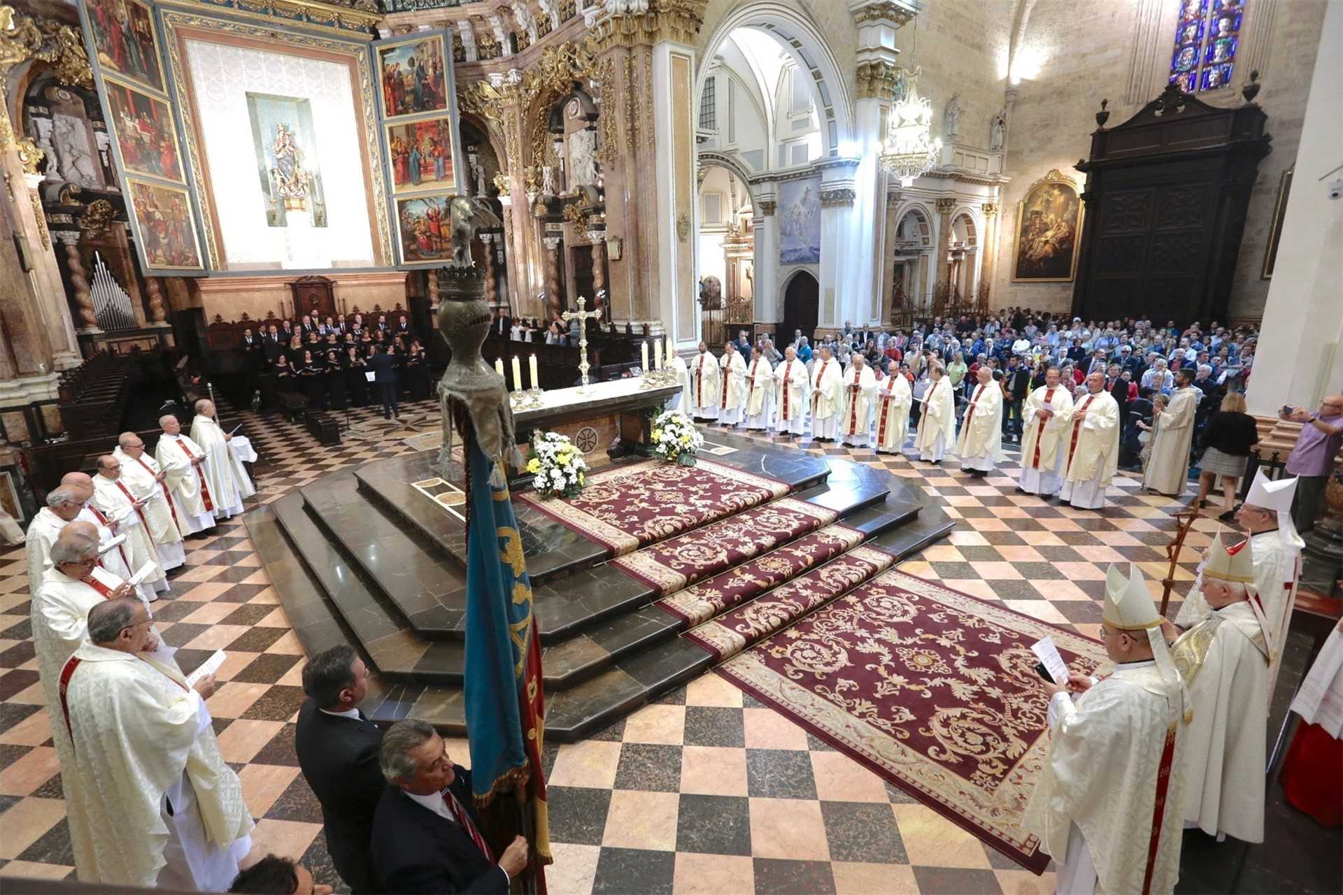 L'arquebisbe assegura que Jesucrist és el millor que li pot passar als valencians.