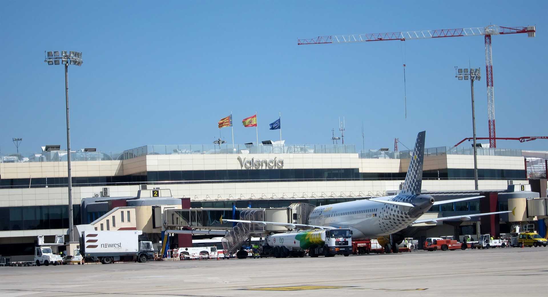 L'aeroport de València rep un 15,8% més de viatgers que el mateix període de l'any anterior.