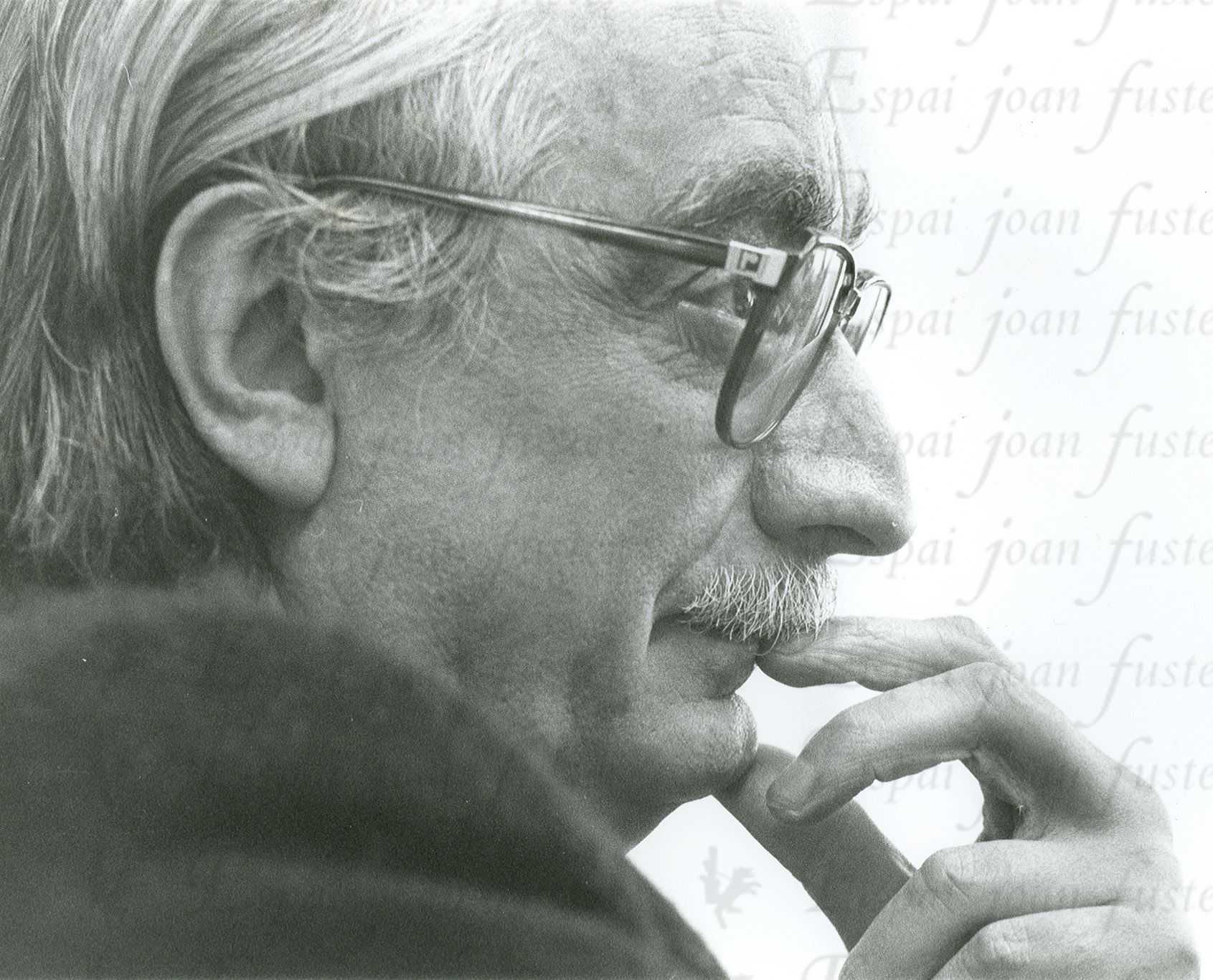 Després de la publicació el darrer any de 'Notes d’un desficiós', 'Poemes inèdits' es convertirà en el quart llibre de Fuster editat pel Magnànim