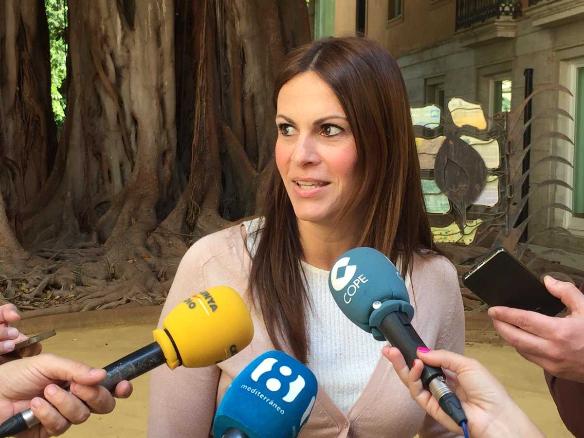 Beatriz Gascó ha garantit que, encara que els "trolegen", ella i el seu partit "no faran ni mitja passa al costat".