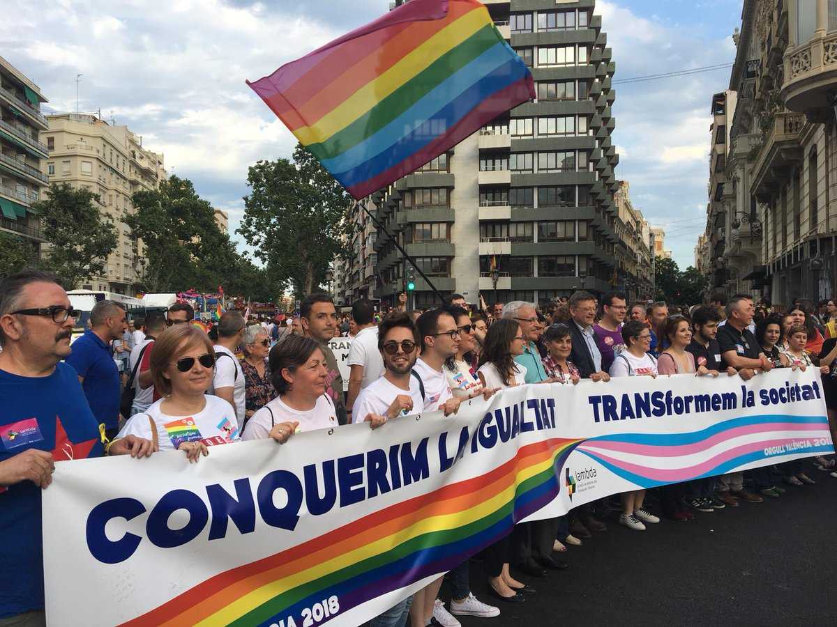 Manifestació pels drets LGTBI+ a València