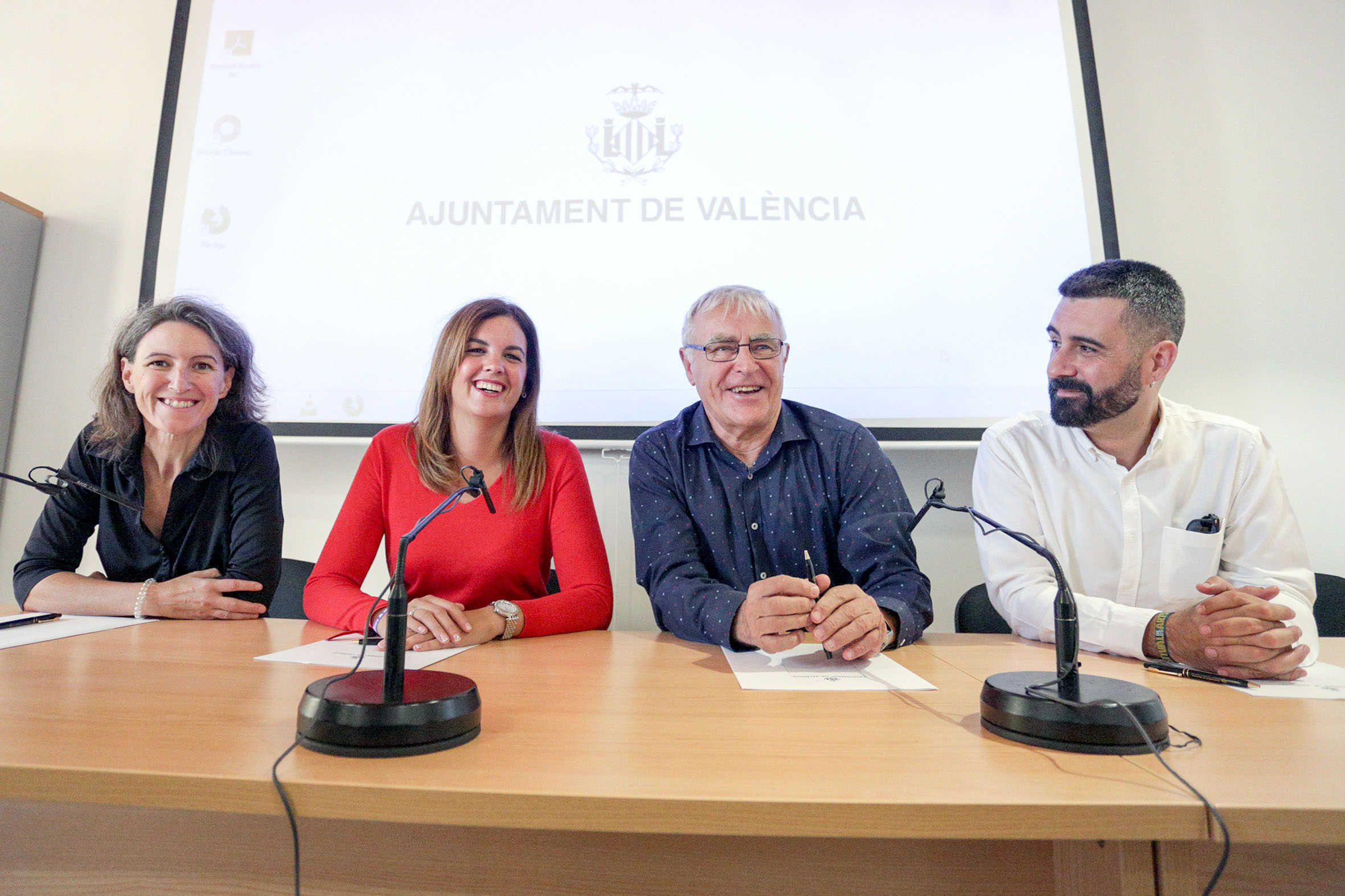 Trobada del govern de la Nau a l'alqueria central del Parc de Malilla el passat octubre.