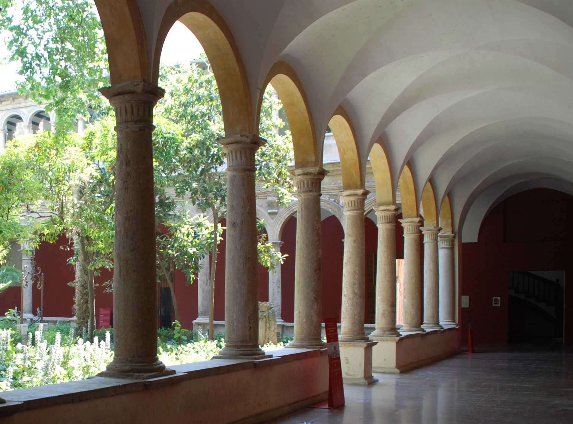 La convocatòria 'Cultura Resident. Mediació Cultural' estableix una dotació econòmica per a cada projecte de 1.200 euros mensuals en concepte d'honoraris.