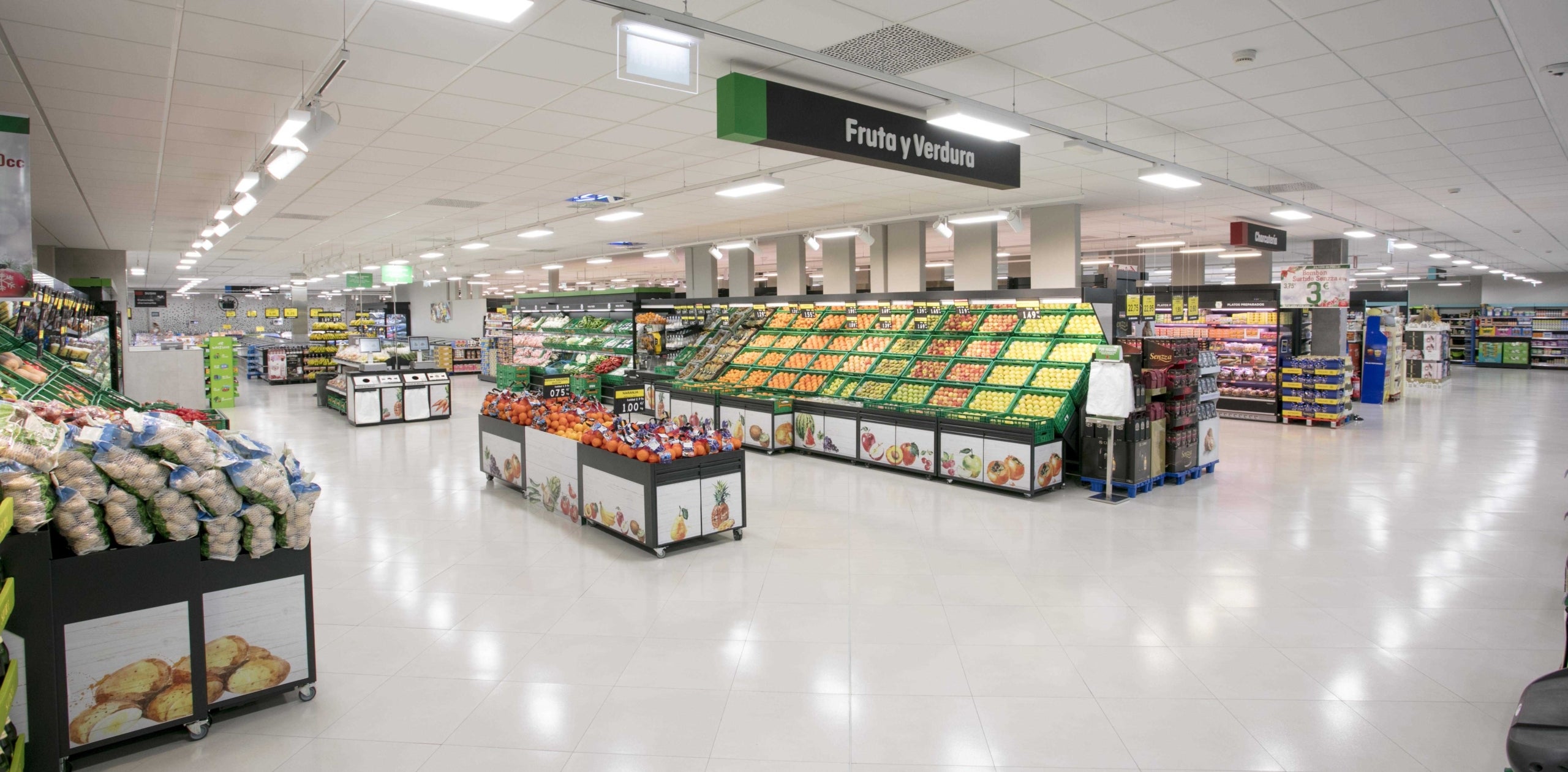 Més enllà de les botigues, l'Observatori destaca altres projectes relacionats amb Mercadona.