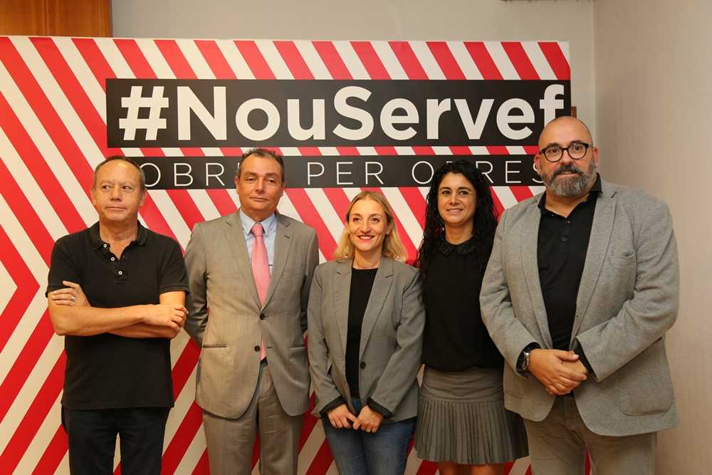 El secretari autonòmic d'Ocupació, Enric Nomdedéu, va presentar davant empresaris, respresentats pel president de la CEV, Salvador Navarro, i treballadors la nova imatge del Servef.