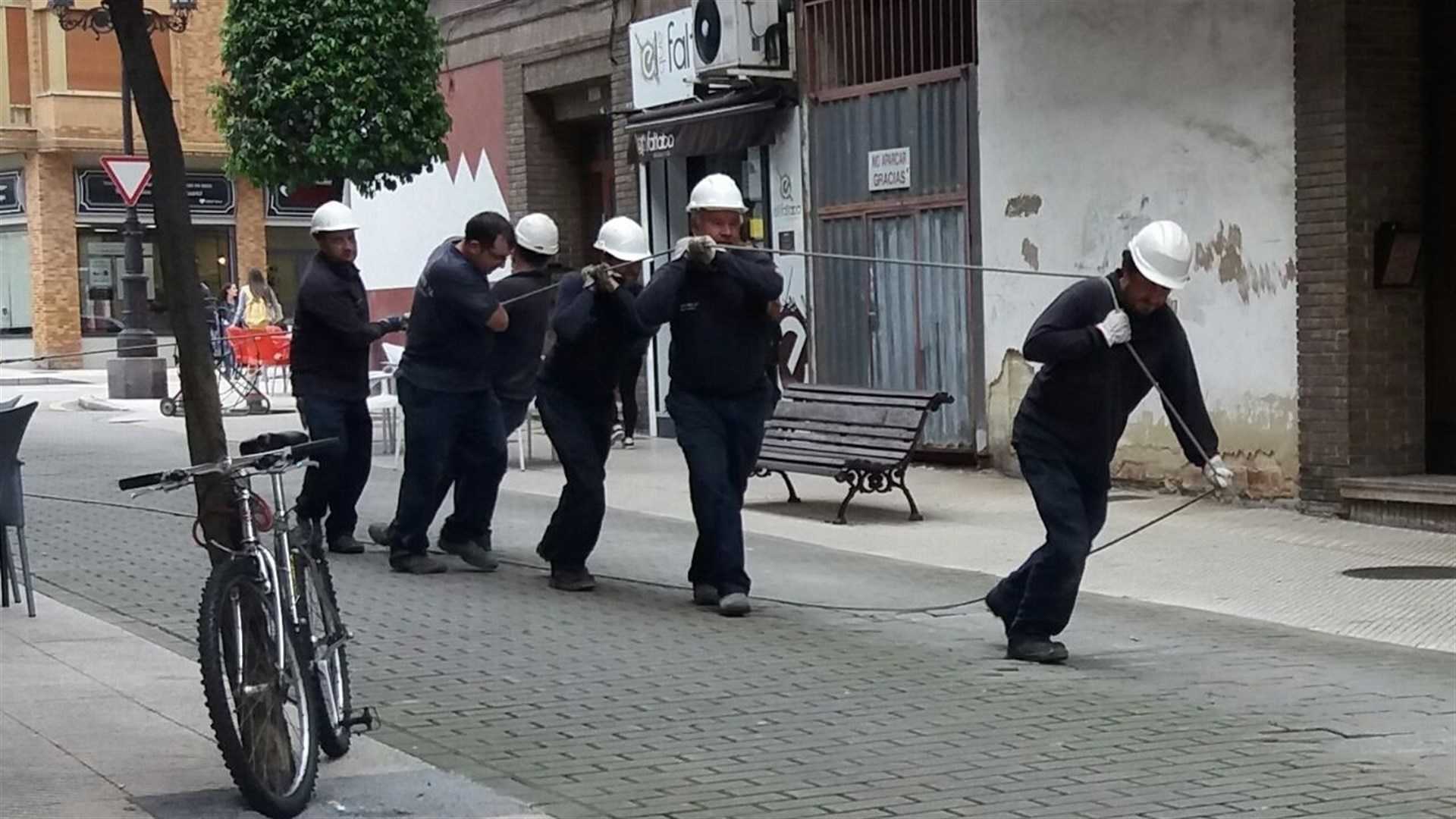 Els empleats de la construcció són els que més treballen.