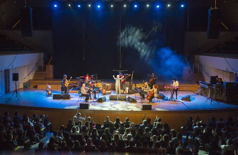 Kiko Veneno, durant la seua actuació en la primera edició del cicle 'Rock, Pop... al Palau'.