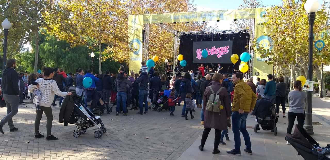 Vora 10.000 persones van assistir a la primera edició de La Colla en Ruta, a Castelló de la Plana.