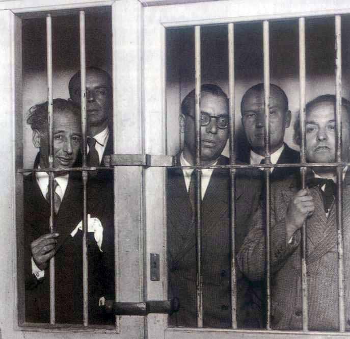 Lluis Companys en el penal del Puerto de Santamaría