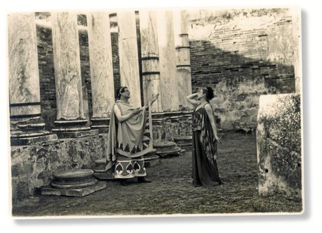 Margarita Xirgu i Enrique Borrás. Teatre de Mèrida