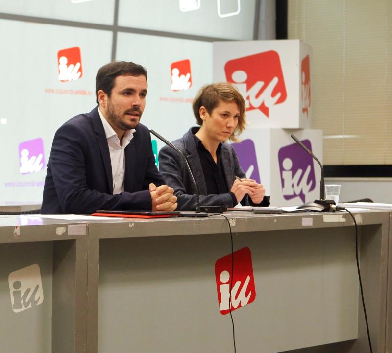 De la delegació d'IU en l'Eurocambra formen part, a més de Marina Albiol, Javier Couso, Paloma López i Ángela Vallina. Imatge d'arxiu d'Albiol amb Alberto Garzón.