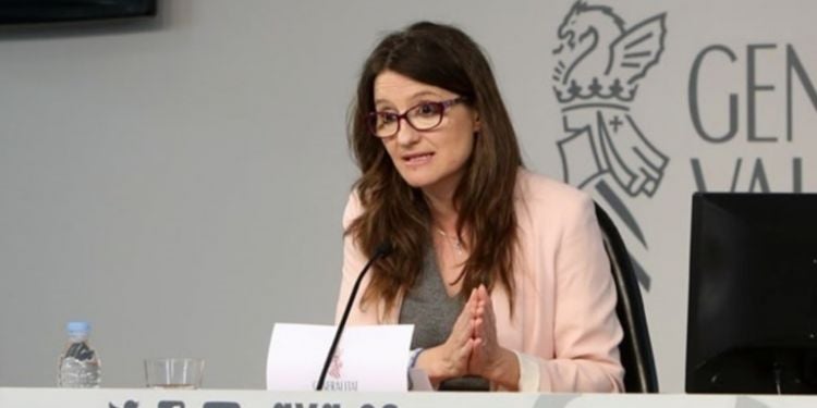 La vicepresidenta i portaveu del Consell, Mónica Oltra, reclama una solució política a la situació de Catalunya.