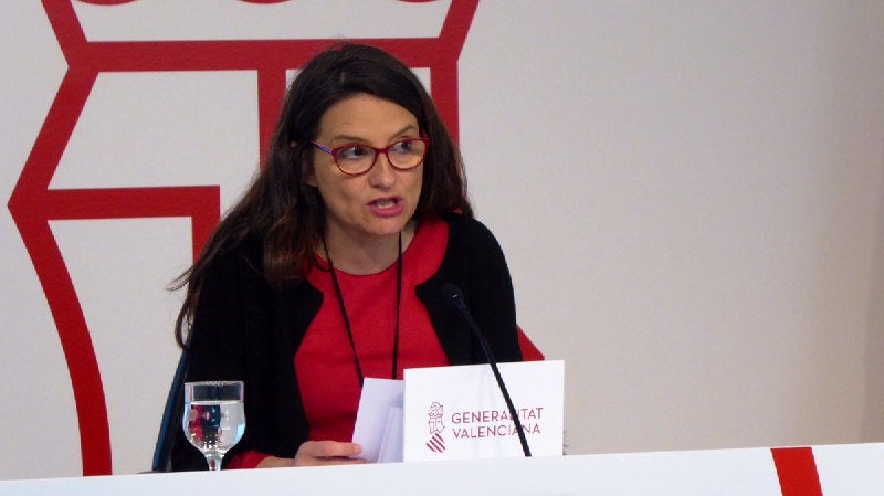 La vicepresidenta de la Generalitat, Mónica Oltra, en la roda de premsa d'aquest divendres posterior al ple del Consell.