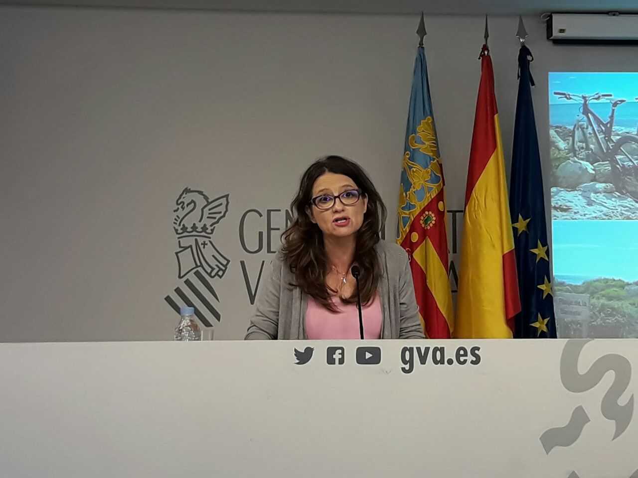 La vicepresidenta del Consell, Mónica Oltra, en la roda de premsa després del Consell.