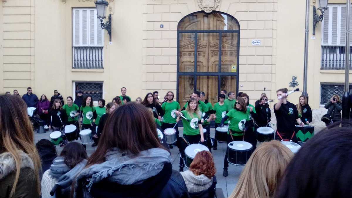 Els animalistes denuncien que els governs seguisquen "avalant i permetent aquesta cruel i anacrònica forma de diversió"