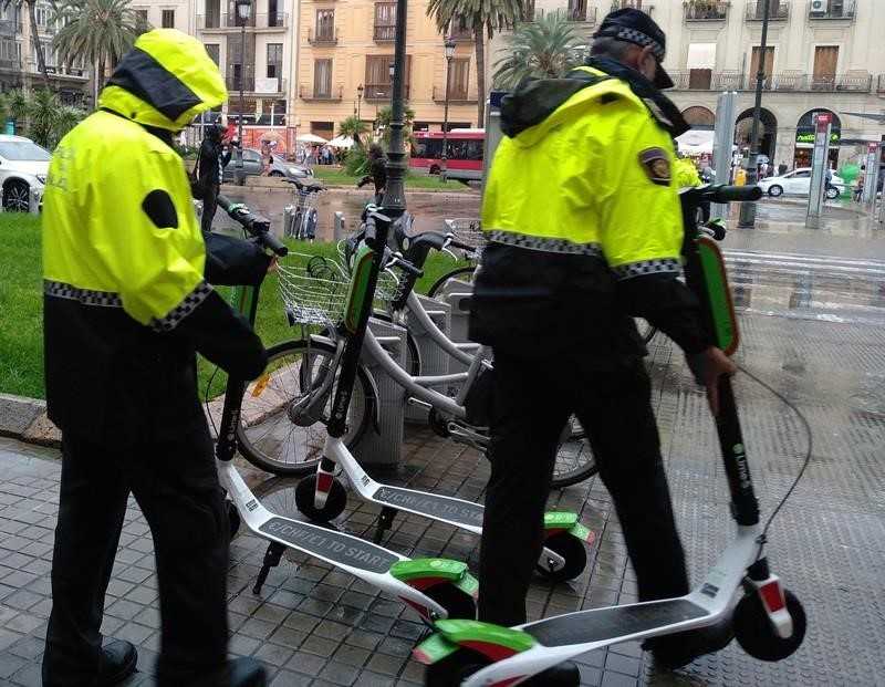 El director general de trànsit, Pere Navarro, lamenta que l'estat espanyol no compta amb una Llei de Mobilitat.