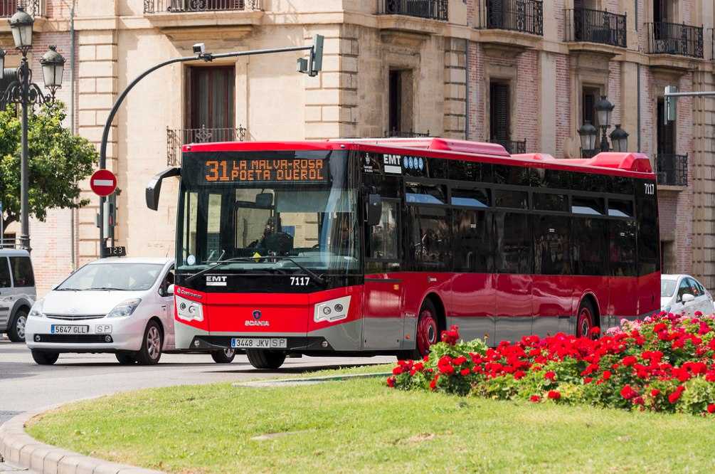 Les línies més llargues portaran números entre el 90 i el 99.