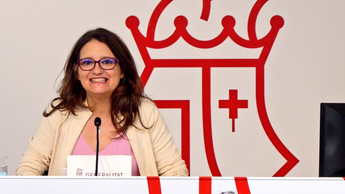 La vicepresidenta de la Generalitat, Mónica Oltra, durant la roda de premsa d'aquest divendres posterior al Ple del Consell.