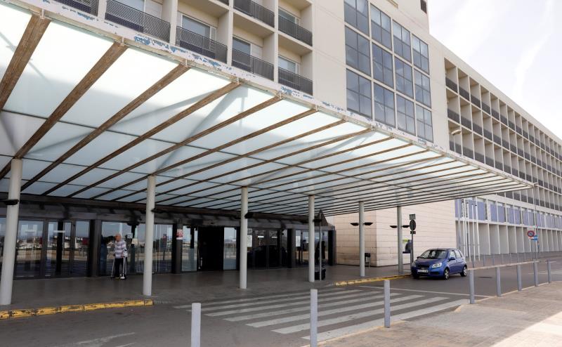 Vista general de l'Hospital de La Ribera en Alzira (la Ribera Alta).