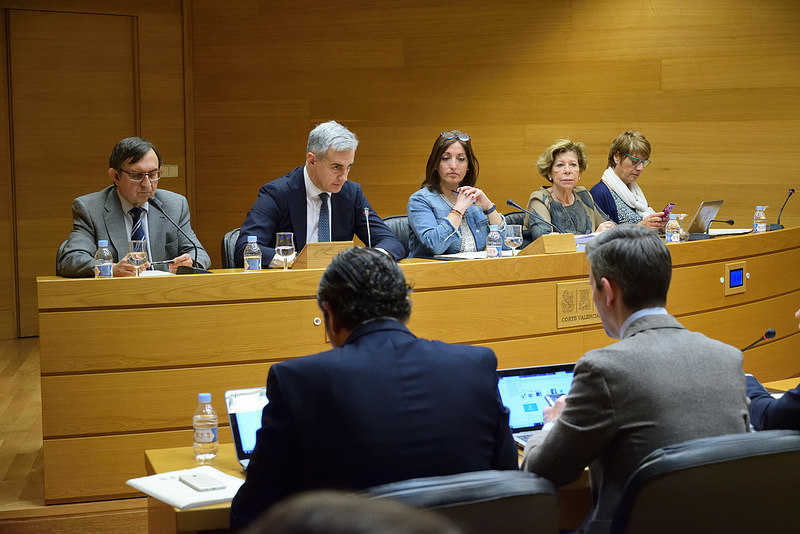 En la imatge, l'exsecretari general del PPCV, Ricardo Costa, durant la seua compareixença en la comissió d'investigació de Fira València.