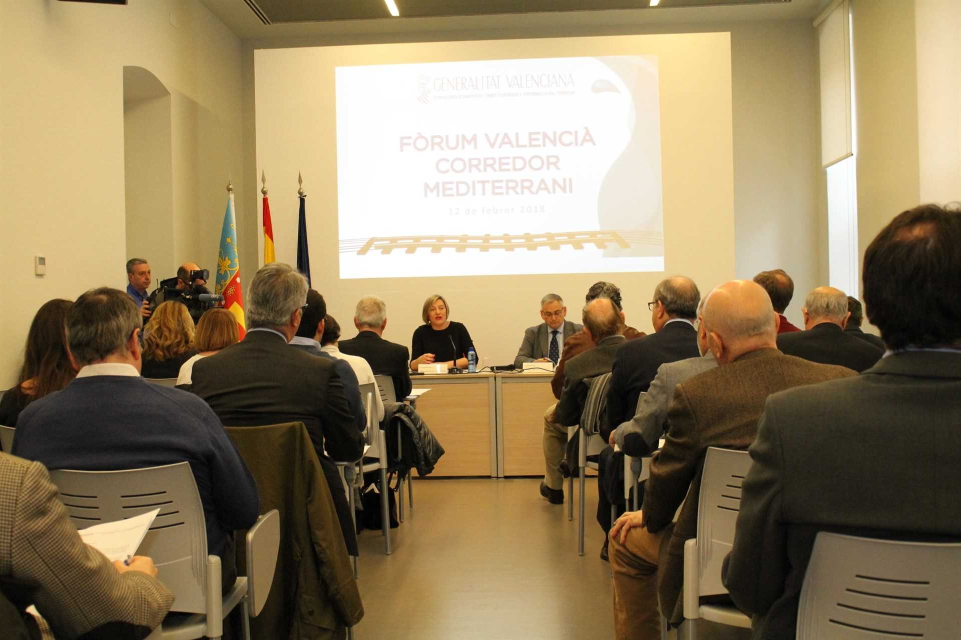 Maria José Salvador denuncia que no s'haja convocat el grup de treball des que el passat mes de juny es reunira per primera vegada