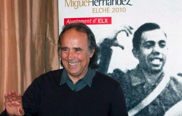 'Miguel Hernández' en 1972 i 'Hijo de la luz y de la sombra' en 2010 són els dos discos dedicats al poeta.