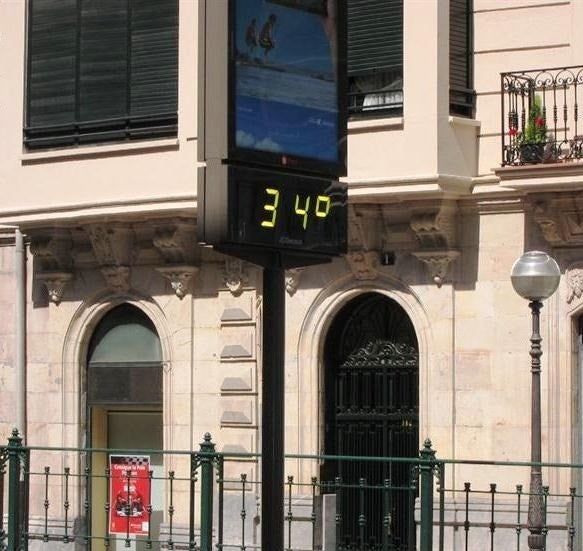 Les màximes més altes d'aquest dissabte les registraran les localitats d'Ontinyent (la Vall d'Albaida) i Requena (la Plana d'Utiel), amb 34 graus.