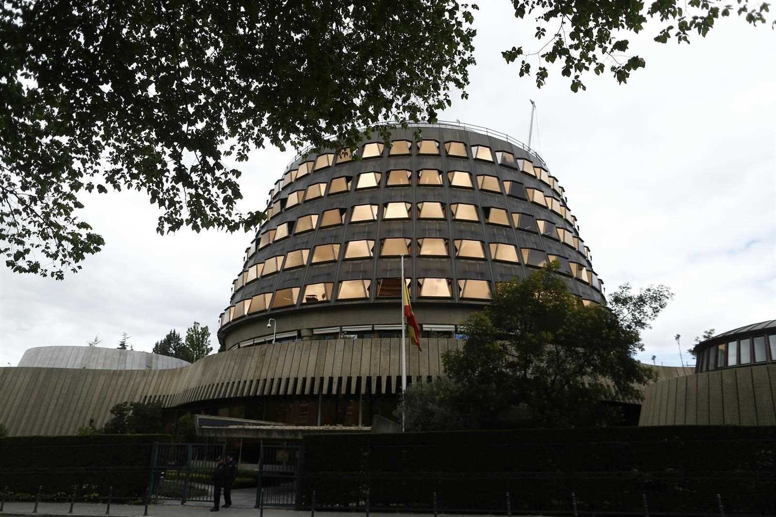 El Tribunal Constitucional va declarar nul el decret de la Generalitat regula l'atenció sanitària a ciutadans estrangers en situació irregular