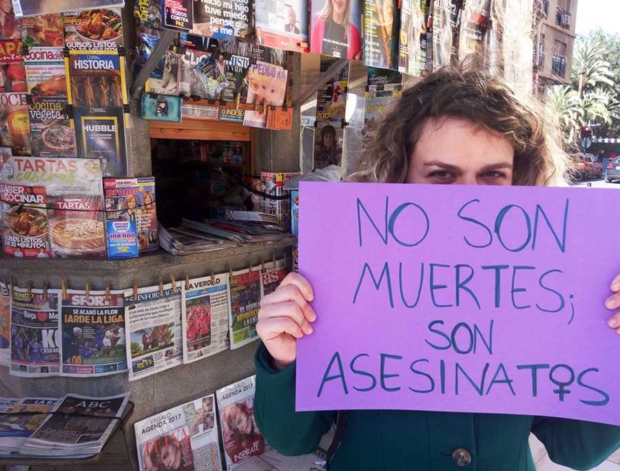 Activisme feminista contra la desinformació