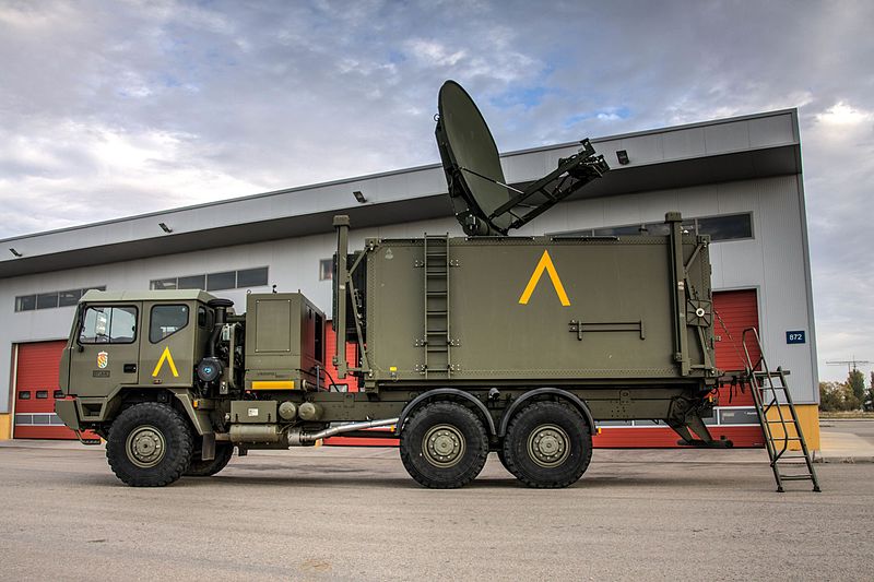 Vehicle del Batalló de Transmissions de la Unitat Militar d'Emergències.