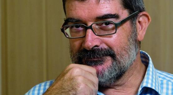 Vicent Esteve va col·laborar amb diverses revistes vinculades a l'educació.