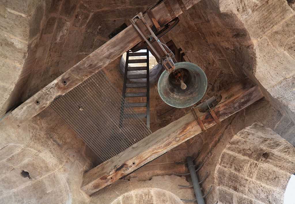 L'exposició planteja la festa del Corpus Christi com una festa dels sentits, destacant el seu aspecte sonor, amb el toc de campanes.