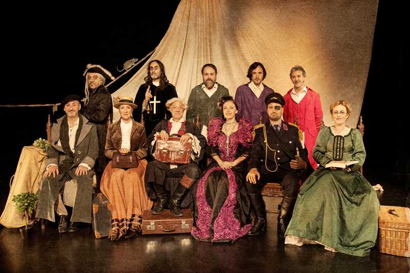 Durant el mes de gener, la sala Russafa acull les darreres funcions de 'Y la nave va?' així com tres propostes per a xiquets del cicle del Teatre Escalante.