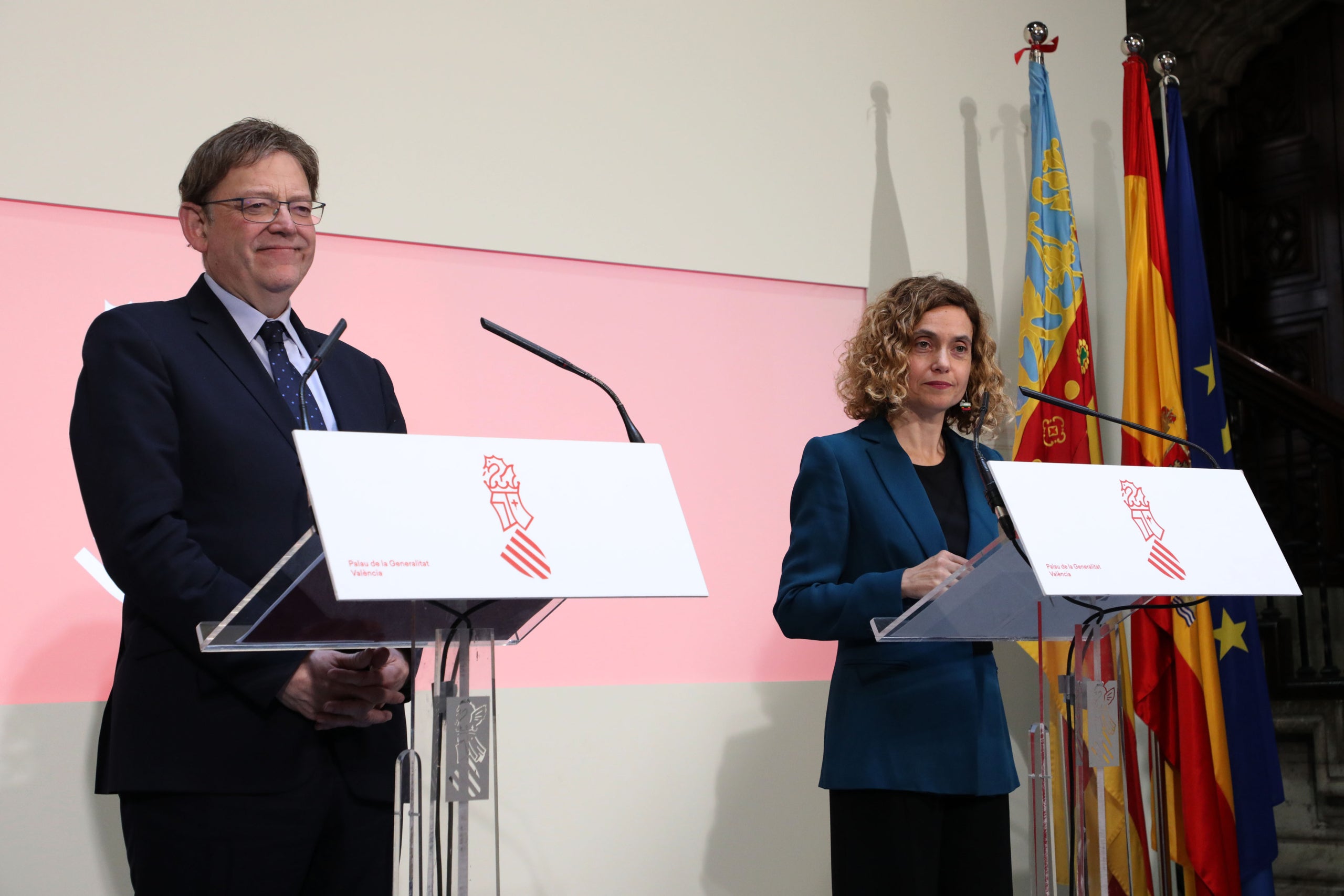 El president Ximo Puig i la ministra Meritxell Batet han presidit la primera comissió bilateral Generalitat-Estat.  ENRIQUE PALOMARES. / EUROPA PRESS